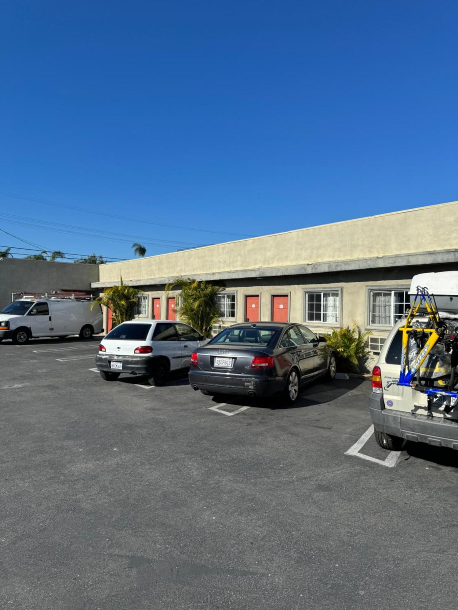 La Cienega Inn Motel Los Angeles Exterior photo